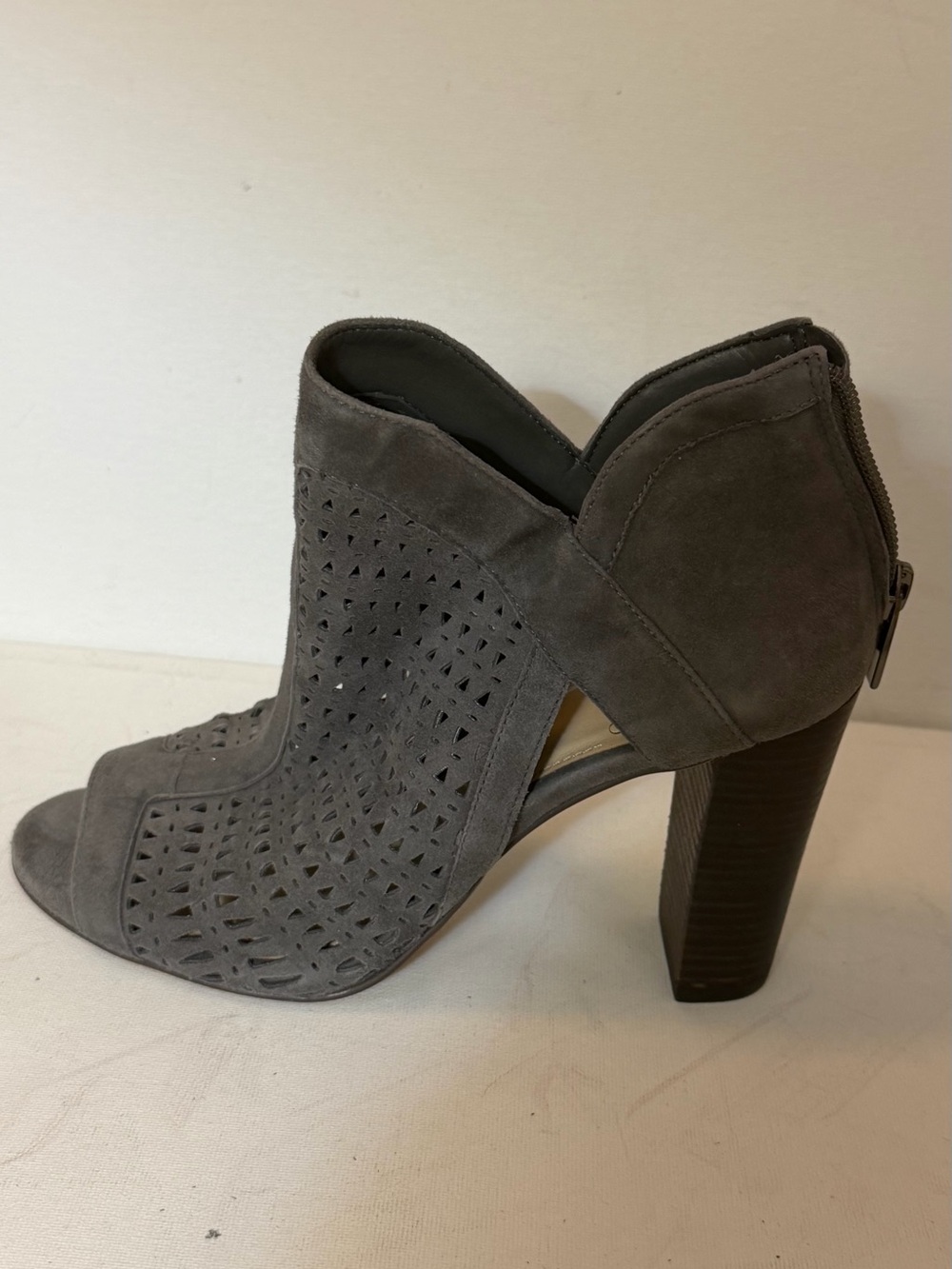 Vince Camuto Gray Suede Perforated Peep-Toe Bootie Heel. NEW NO BOX